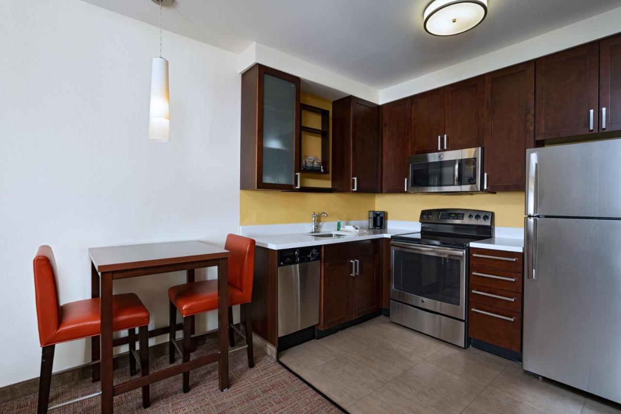 Residence Inn By Marriott Omaha Aksarben Village Ngoại thất bức ảnh