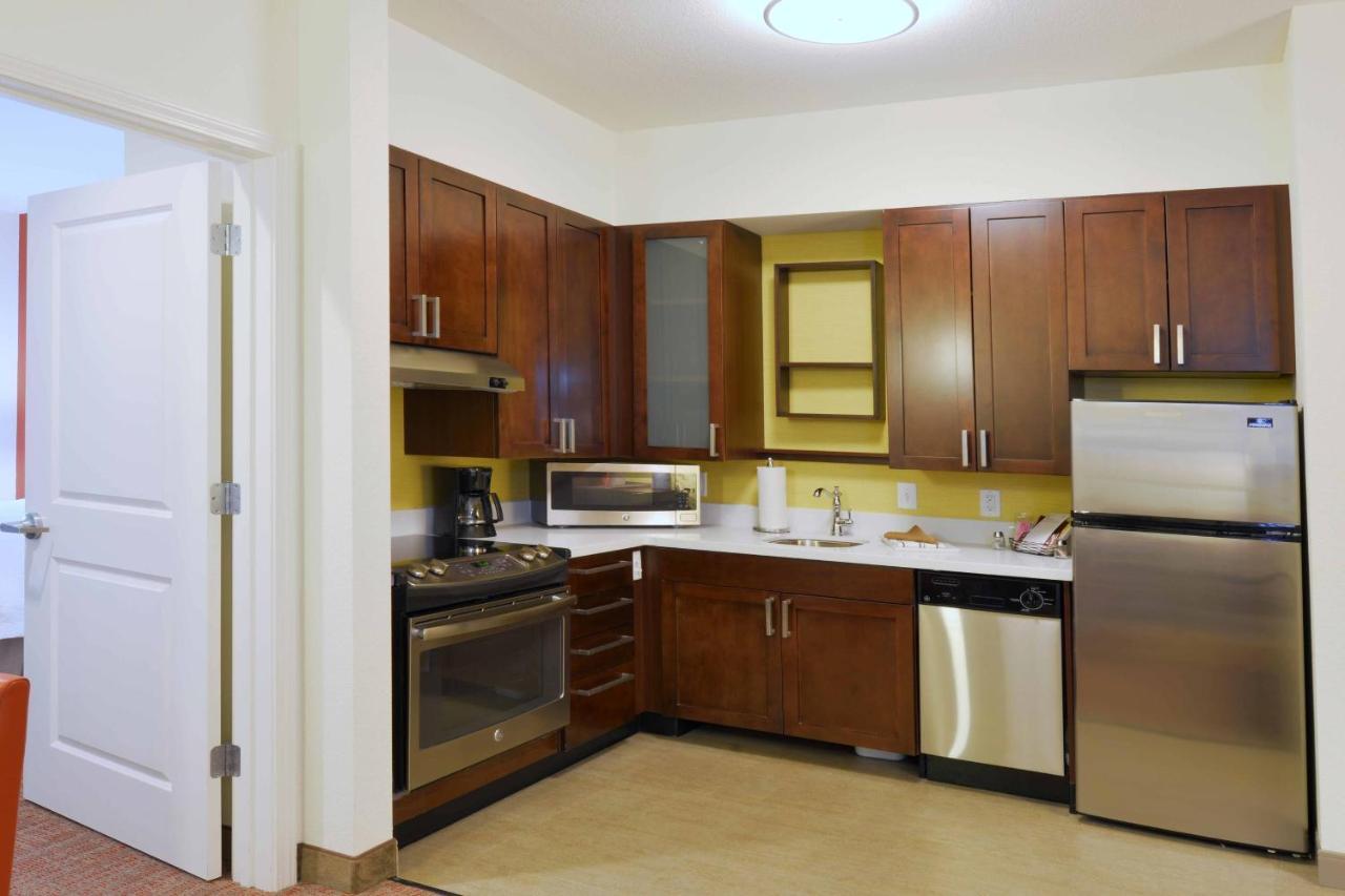 Residence Inn By Marriott Omaha Aksarben Village Ngoại thất bức ảnh